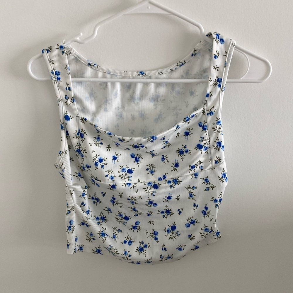 Blue and white floral top. Size small
